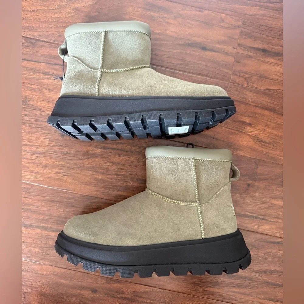 Koolaburra by UGG Koola Mini Hybrid Boots with Black Tread-Size 7 NWT